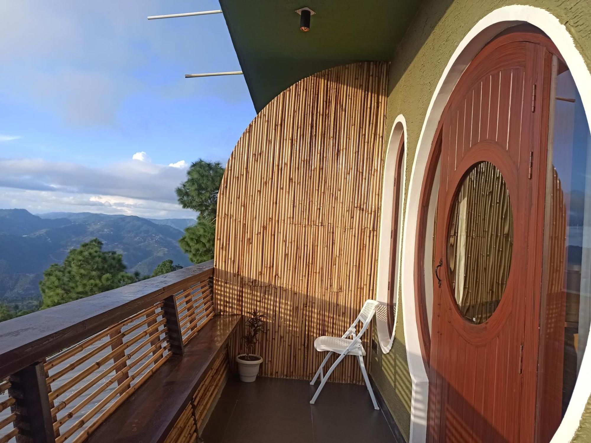 Himalayan Hobbit House Ξενοδοχείο Almora Εξωτερικό φωτογραφία